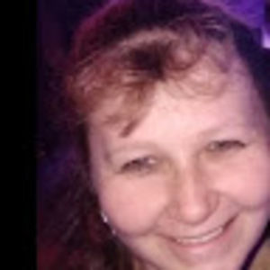 Meet your Posher, Lorrie